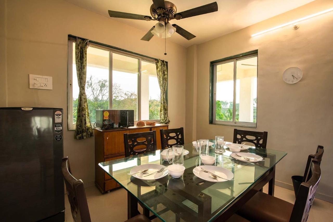 Aqua & Sage By Stayvista - Riverside Villa With Pool & Terrace Karjat Buitenkant foto