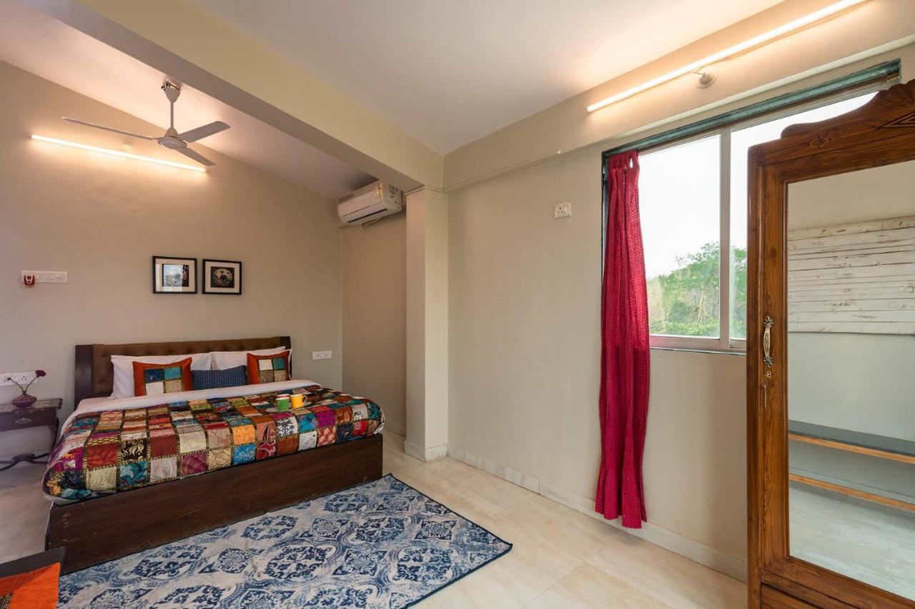 Aqua & Sage By Stayvista - Riverside Villa With Pool & Terrace Karjat Buitenkant foto